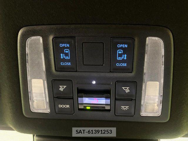 Toyota VOXY 2024-08 8851028-2