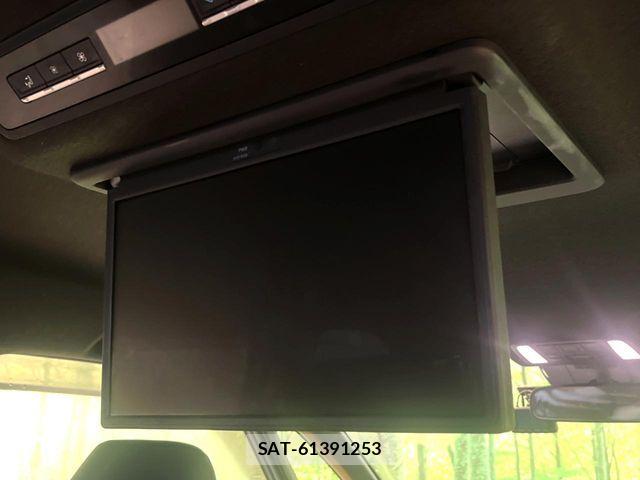 Toyota VOXY 2024-08 8851028-4