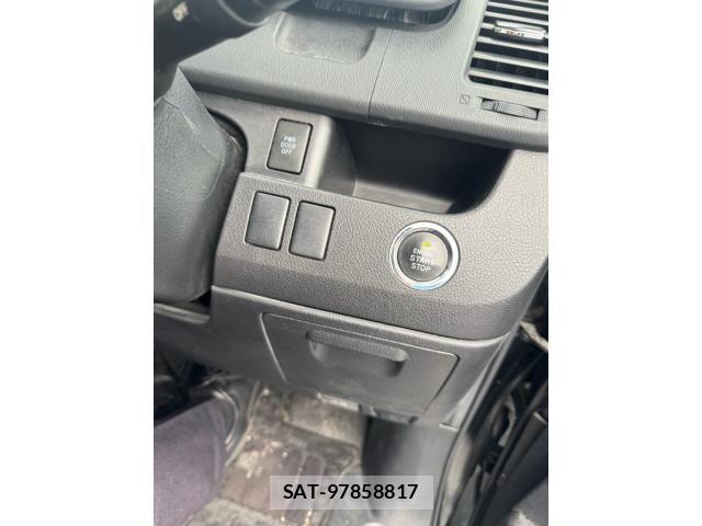 Toyota VOXY 2010-06 8851057-14