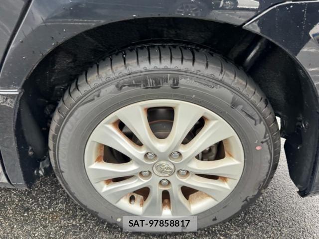 Toyota VOXY 2010-06 8851057-5