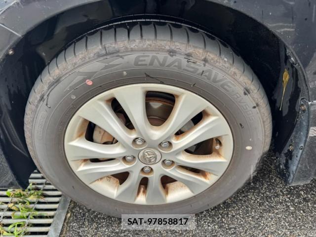 Toyota VOXY 2010-06 8851057-6