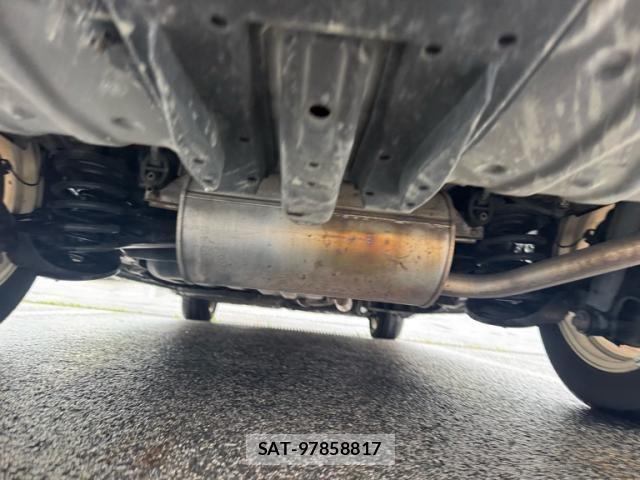 Toyota VOXY 2010-06 8851057-7