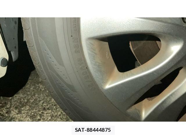 Toyota VOXY 2012-01 8851050-25