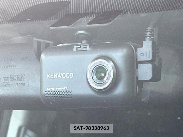 Toyota VOXY 2015-07 8851035-5