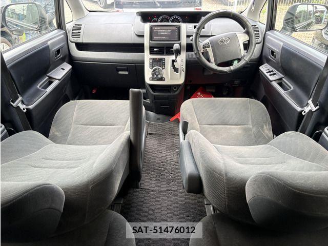 Toyota VOXY 2011-09 8851046-5