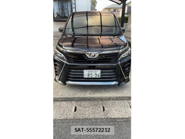 Toyota VOXY 2017-10 8851041-0
