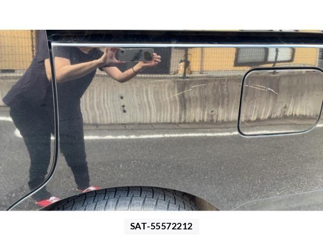 Toyota VOXY 2017-10 8851041-14