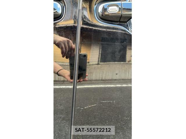 Toyota VOXY 2017-10 8851041-15