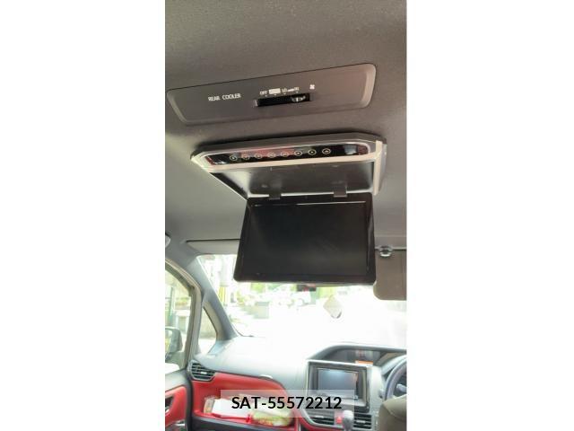 Toyota VOXY 2017-10 8851041-8