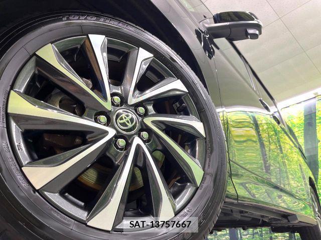 Toyota VOXY 2024-08 8851027-14