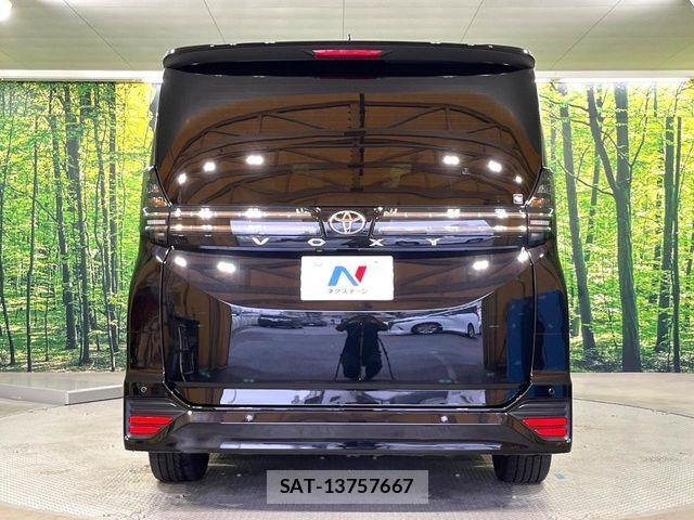 Toyota VOXY 2024-08 8851027-16