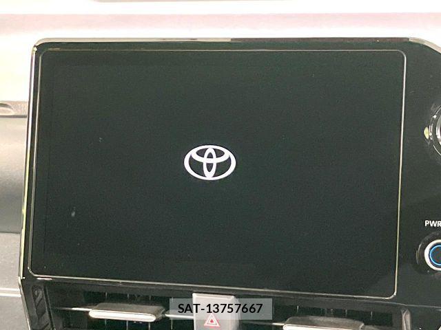 Toyota VOXY 2024-08 8851027-2