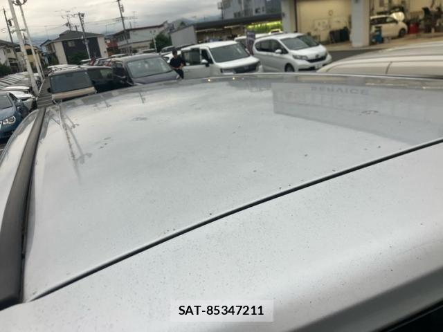 Toyota VOXY 2013-10 8851051-10