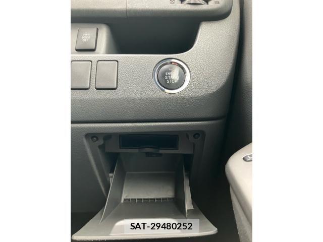 Toyota VOXY 2007-11 8851054-15