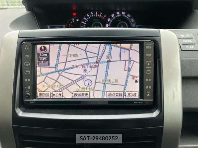 Toyota VOXY 2007-11 8851054-17