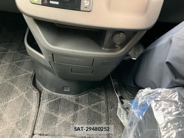 Toyota VOXY 2007-11 8851054-22