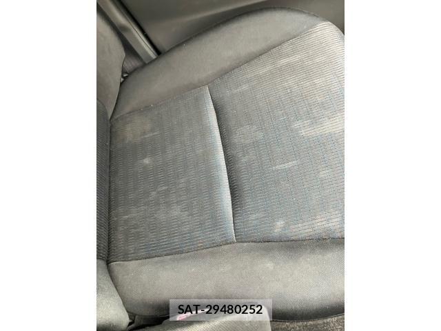 Toyota VOXY 2007-11 8851054-23