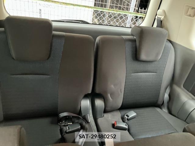 Toyota VOXY 2007-11 8851054-8