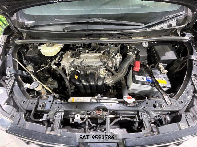 Toyota VOXY 2015-12 8851034-17