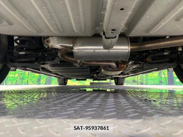 Toyota VOXY 2015-12 8851034-18