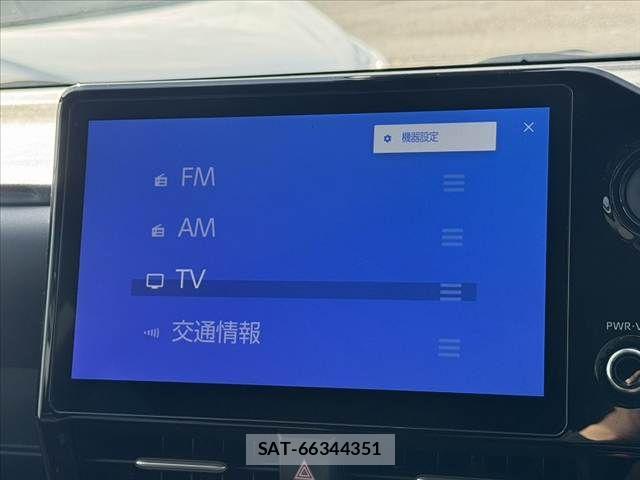 Toyota VOXY 2024-02 8851022-23