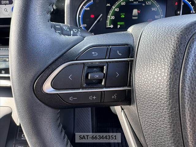 Toyota VOXY 2024-02 8851022-27