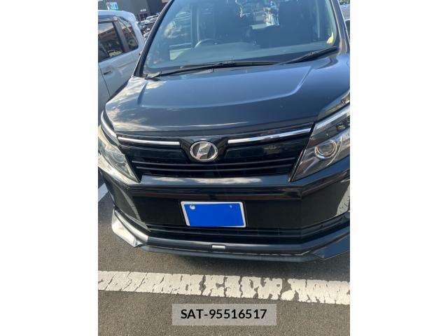 Toyota VOXY 2015-03 8851044-1