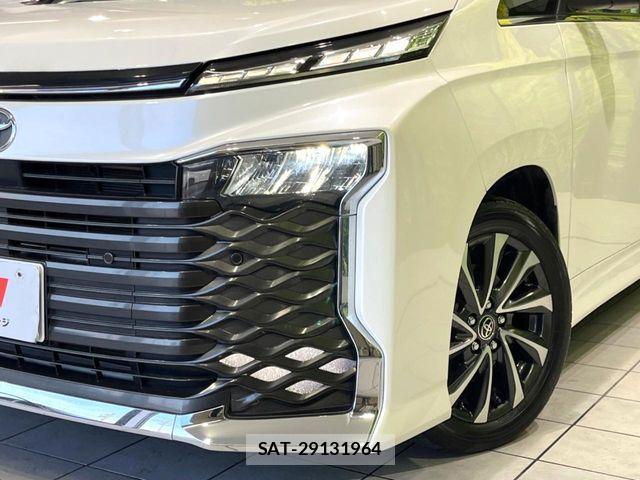 Toyota VOXY 2022-03 8851025-12