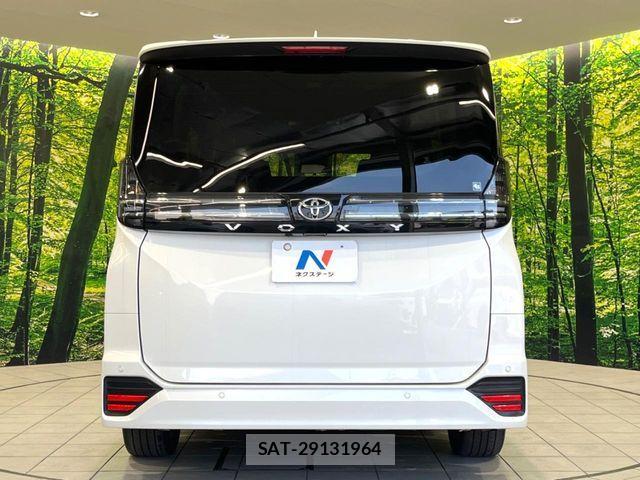 Toyota VOXY 2022-03 8851025-15