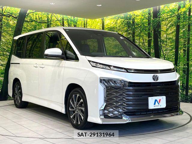 Toyota VOXY 2022-03 8851025-16
