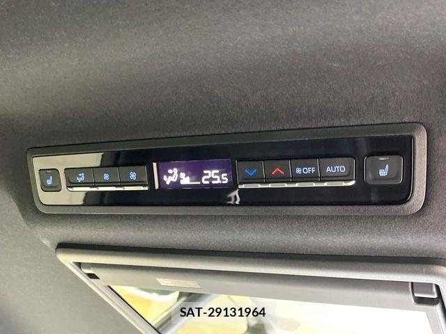 Toyota VOXY 2022-03 8851025-6