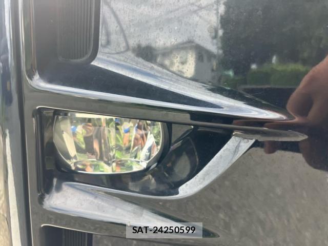 Toyota VOXY 2018-02 8851037-13
