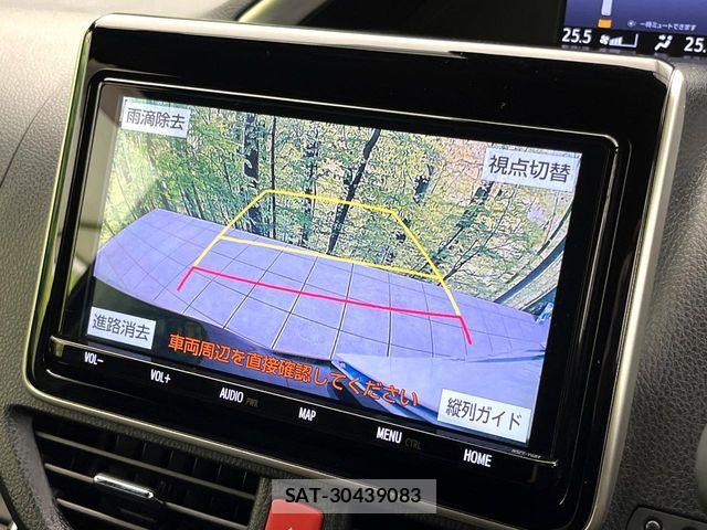 Toyota VOXY 2019-06 8851033-4