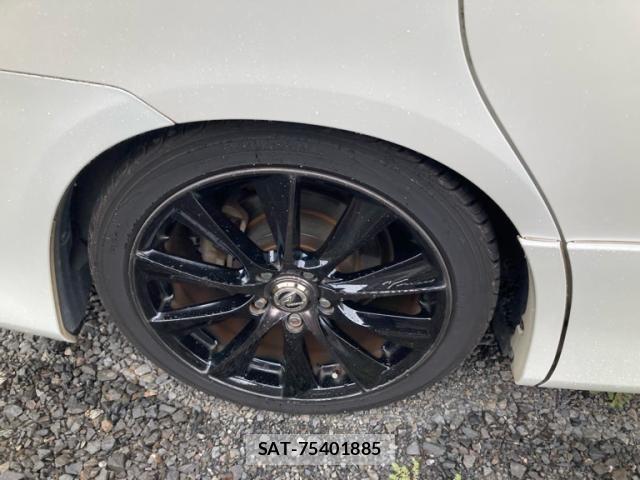 Toyota VOXY 2011-10 8872380-5