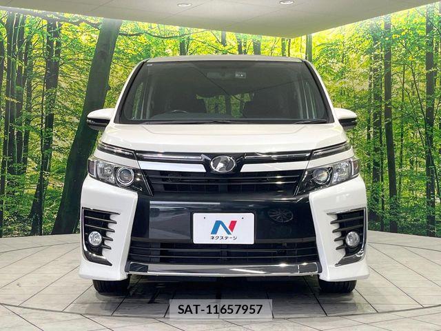 Toyota VOXY 2014-02 8872379-14