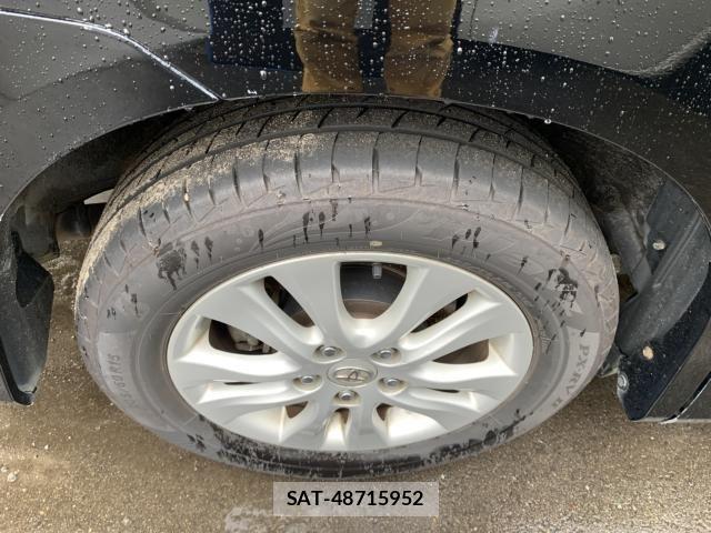 Toyota VOXY 2011-11 8872378-26