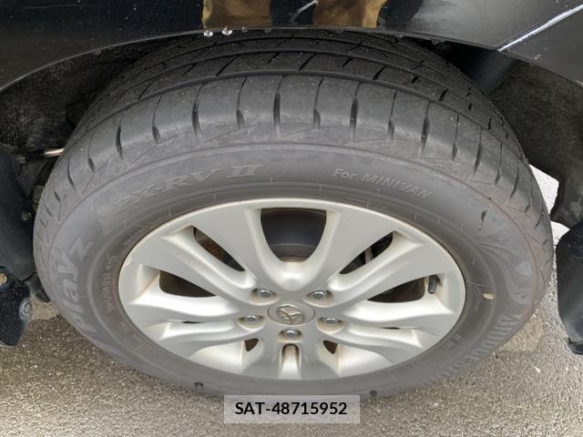 Toyota VOXY 2011-11 8872378-28