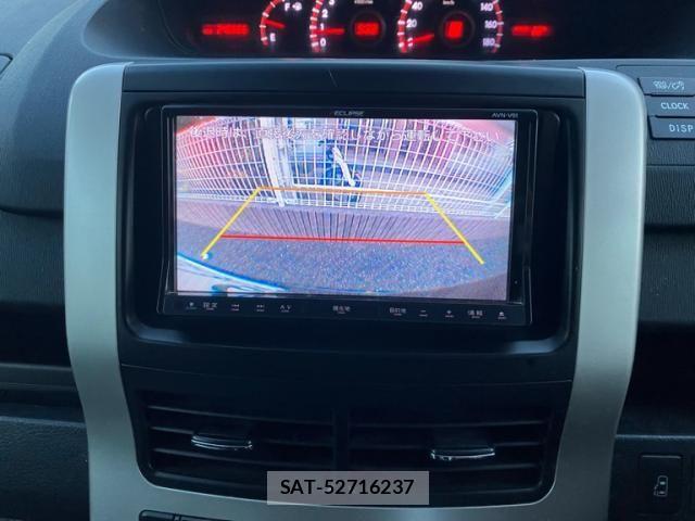 Toyota VOXY 2011-09 8872381-17