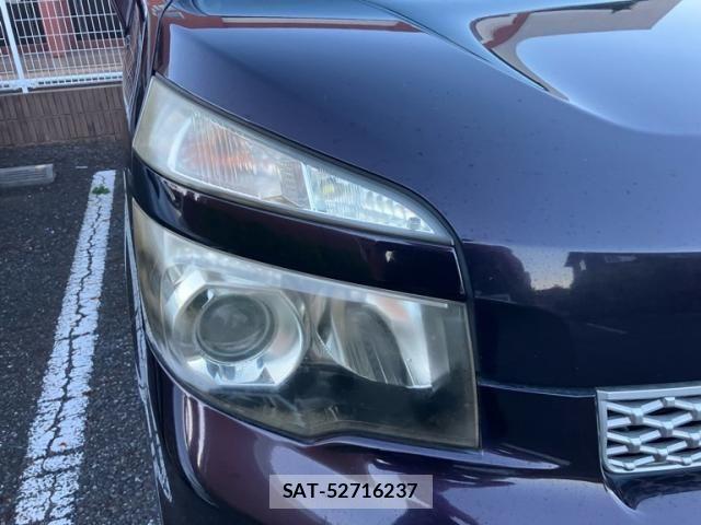 Toyota VOXY 2011-09 8872381-2