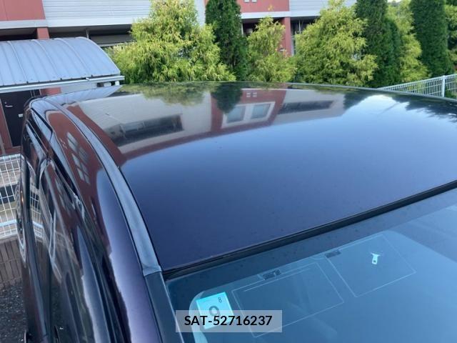 Toyota VOXY 2011-09 8872381-3