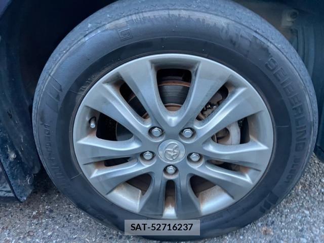 Toyota VOXY 2011-09 8872381-4