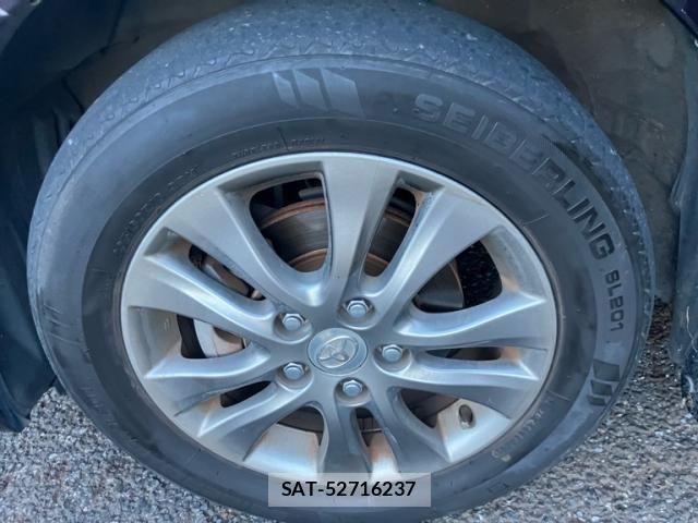 Toyota VOXY 2011-09 8872381-7
