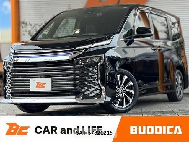 Toyota VOXY 2024-05 8882867-0
