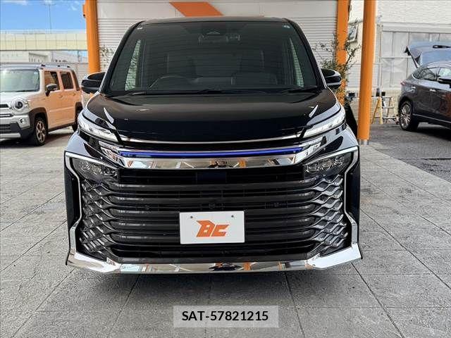 Toyota VOXY 2024-05 8882867-8