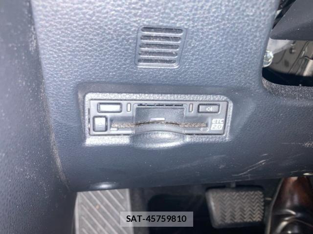 Toyota VOXY 2023-09 8882868-17