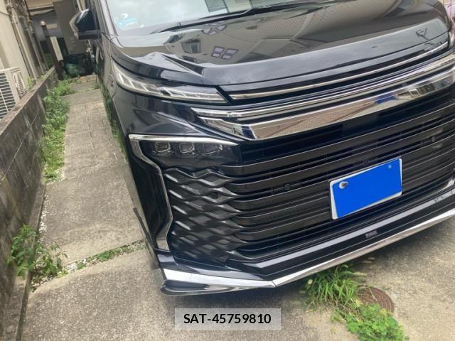 Toyota VOXY 2023-09 8882868-2