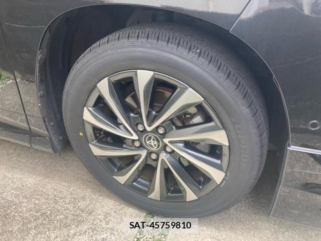 Toyota VOXY 2023-09 8882868-4