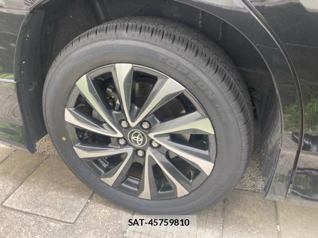 Toyota VOXY 2023-09 8882868-5