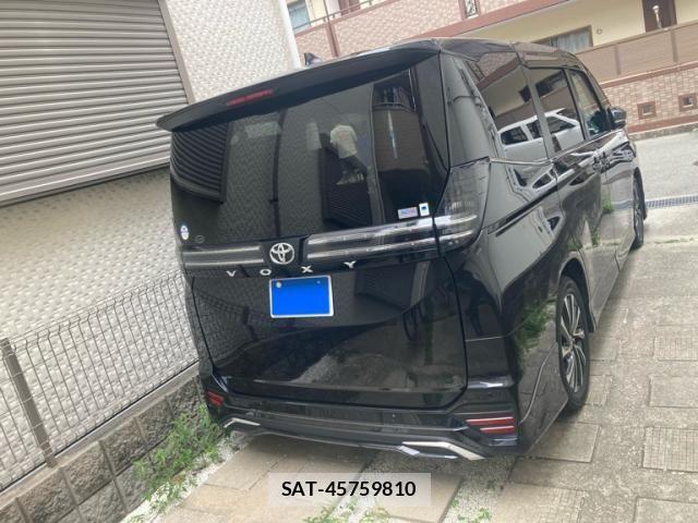 Toyota VOXY 2023-09 8882868-6
