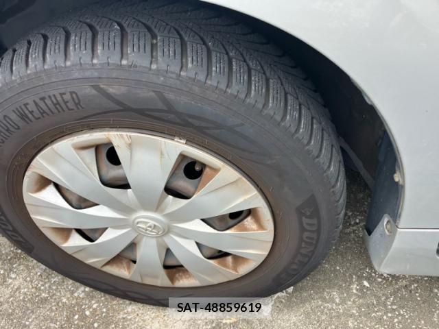 Toyota VOXY 2017-10 8882901-6